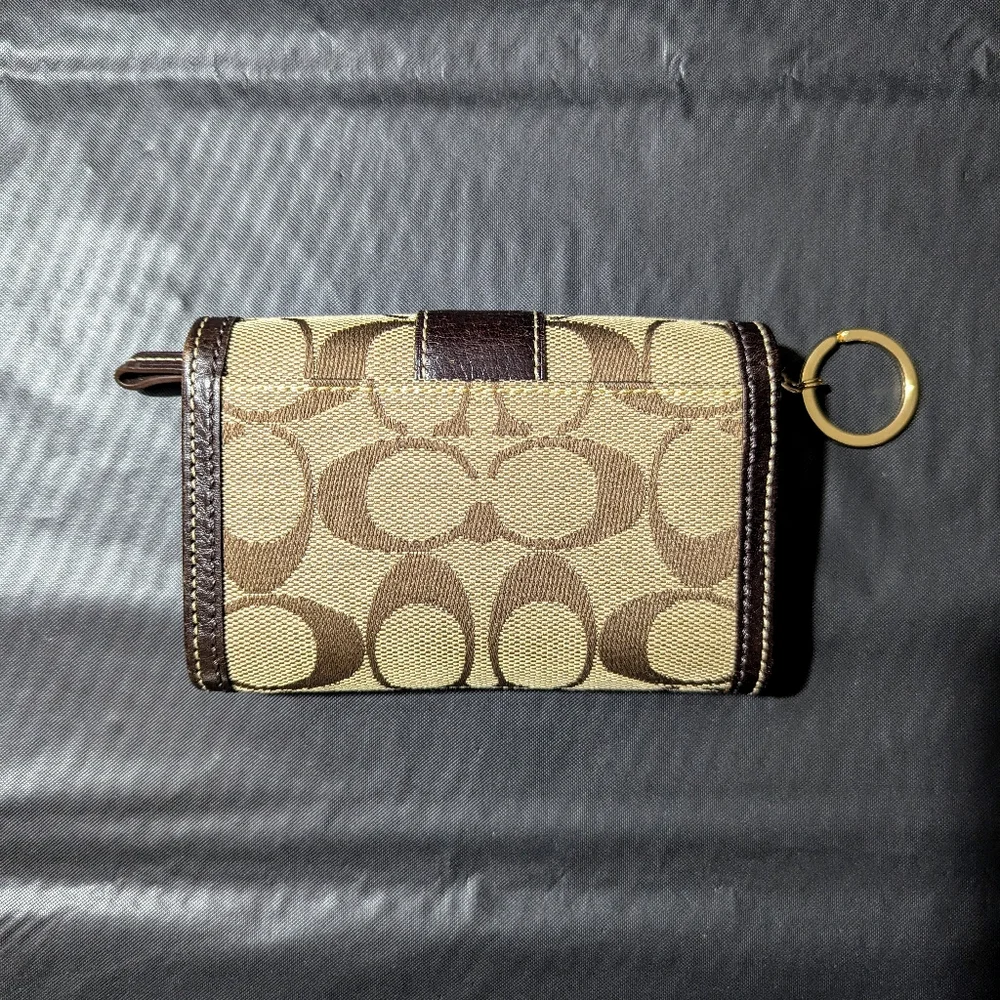 Coach Signature Hampton Brown Wallet with Key Ring Early 2000s Y2K